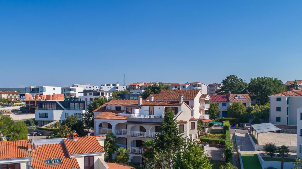 Maestral Apartments Malinska Extérieur photo