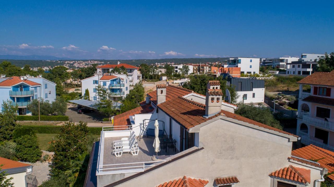 Maestral Apartments Malinska Extérieur photo
