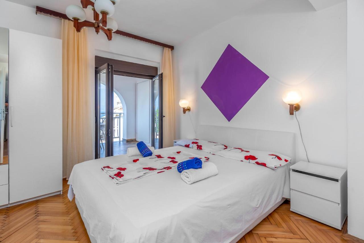 Maestral Apartments Malinska Extérieur photo