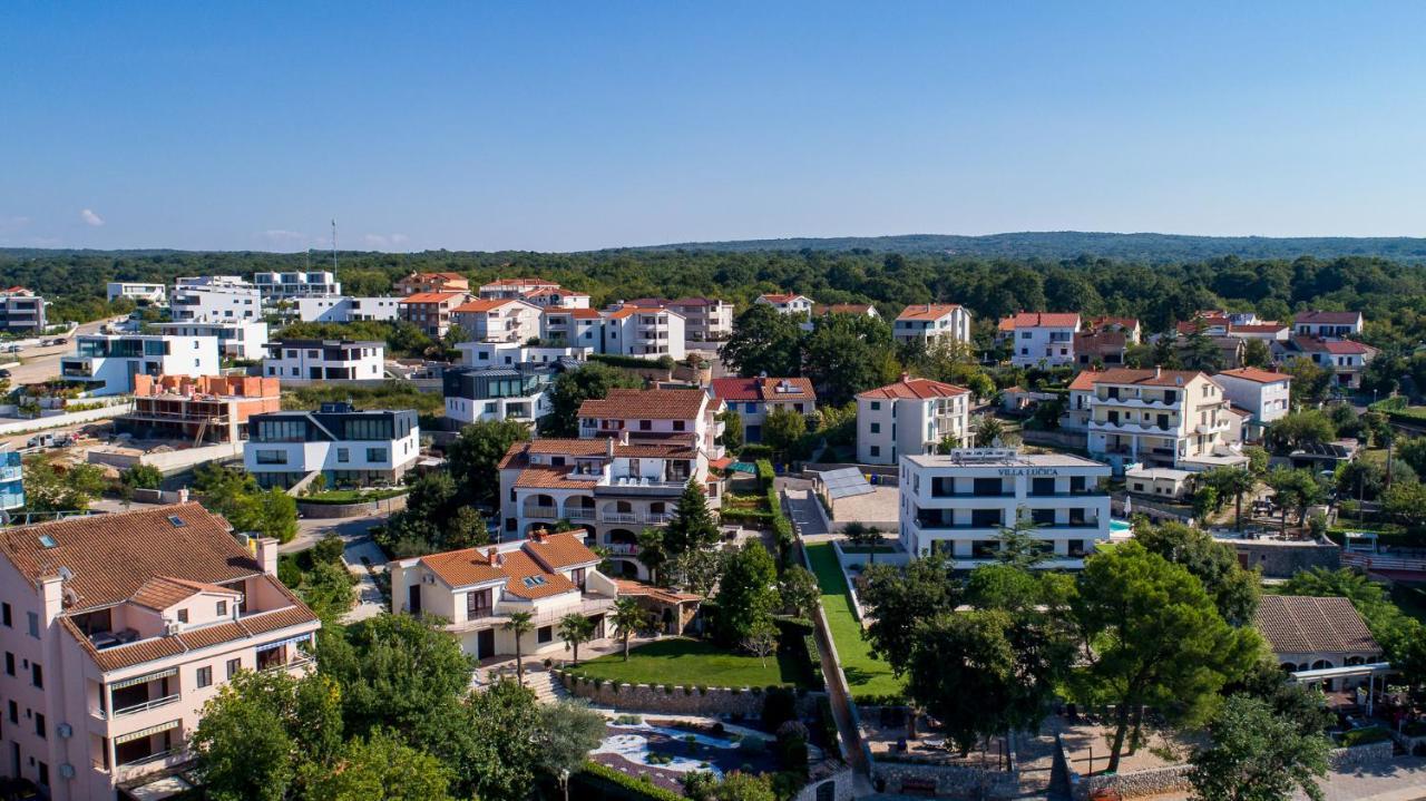 Maestral Apartments Malinska Extérieur photo